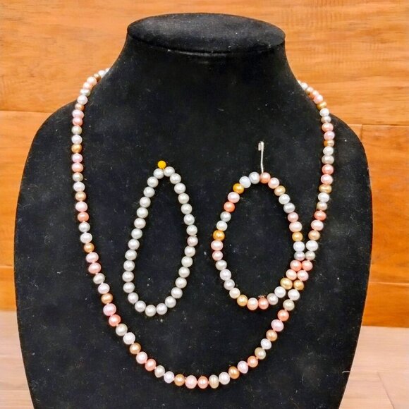 Jewelry - Multicolored Cultured Pearl Necklace and 2 Bracelets Set